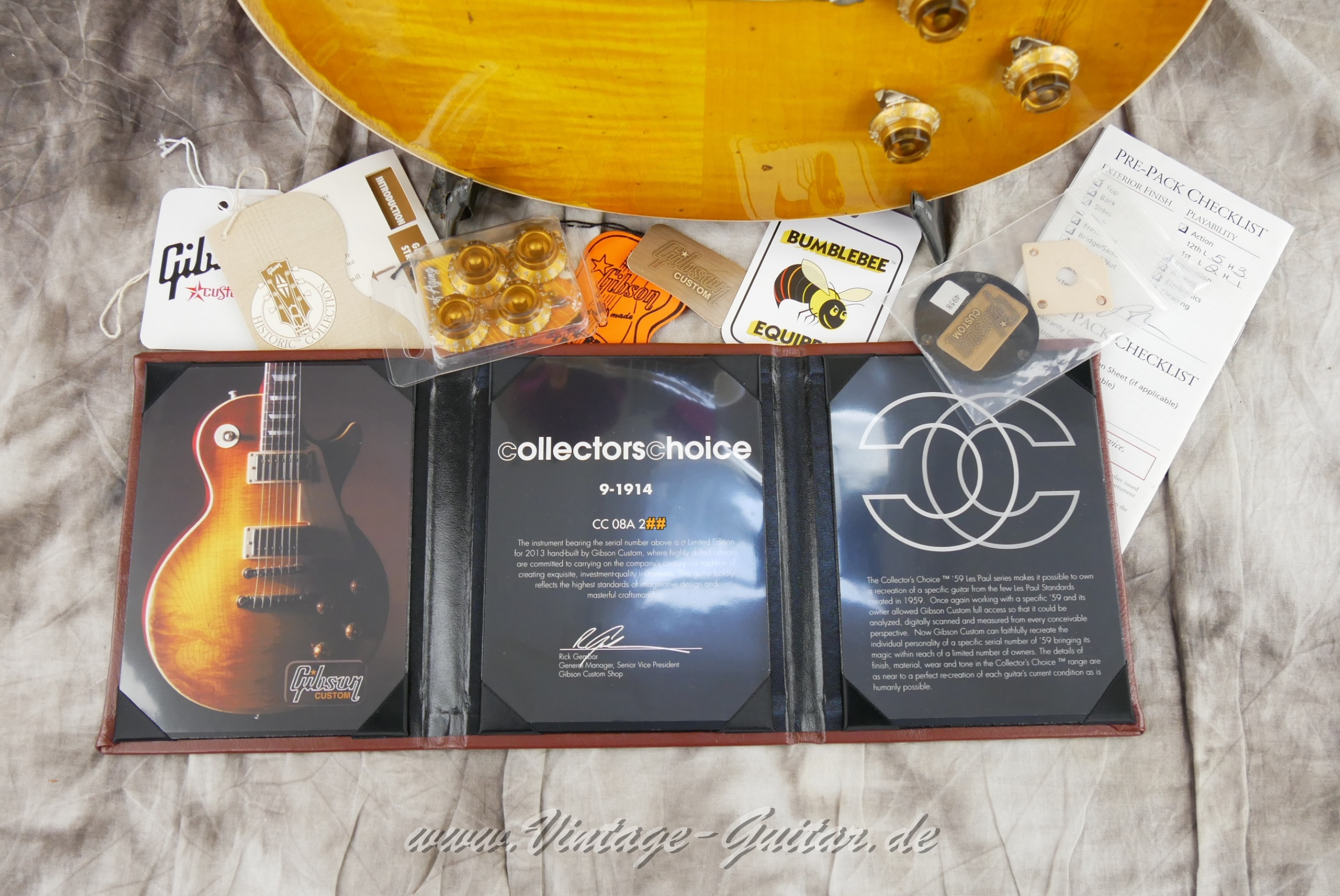 img/vintage/5672/Gibson_Les_Paul_Standard_Collectors_Choice_no_8_The Beast_Bernie_Marsden_burst_2013_a-022.JPG